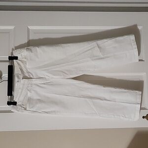 Tommy Hilfiger Stretch White Capri Pants in size 10